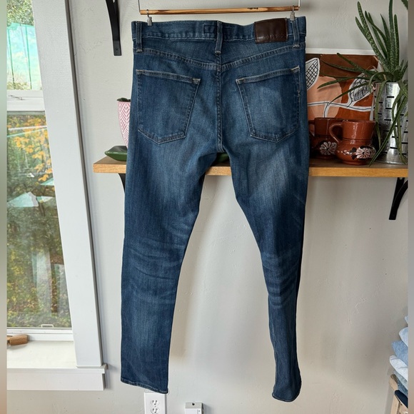 Express Slim Dark Wash Straight Leg Hyper Stretch Denim Jeans Size 30 X 32 - Picture 5 of 13